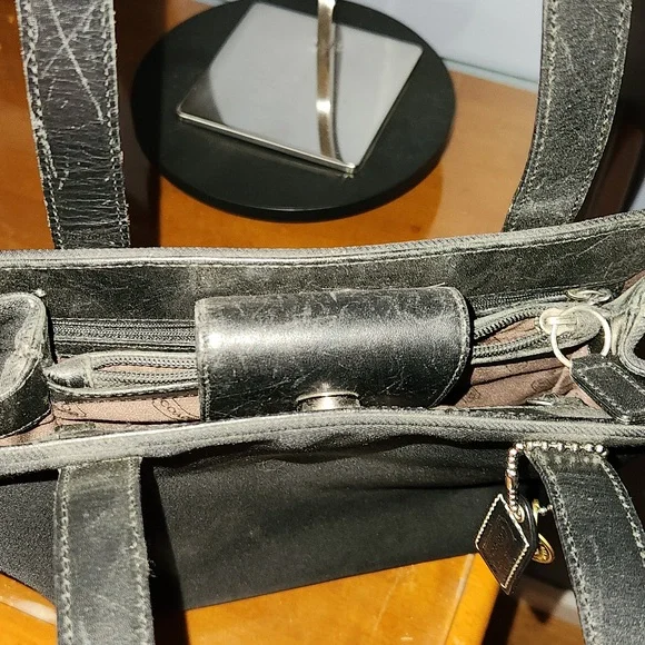 Coach VINTAGE Black Twill Fabric & Leather Trimmed Shoulder bag EUC - Picture 4 of 7